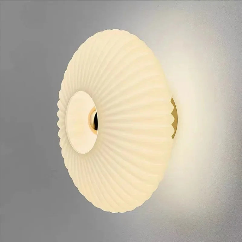 Valenx Wall Lamp