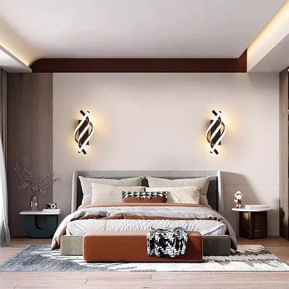 Winzi Wall Lamp