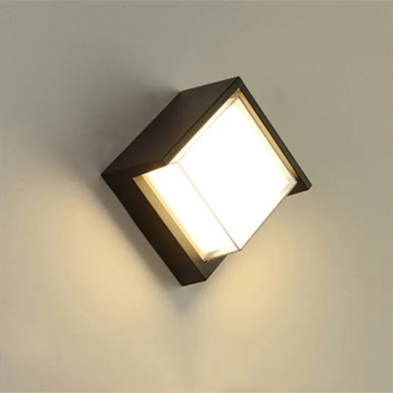 Jeda Outdoor Light