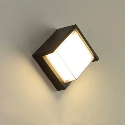 Jeda Outdoor Light