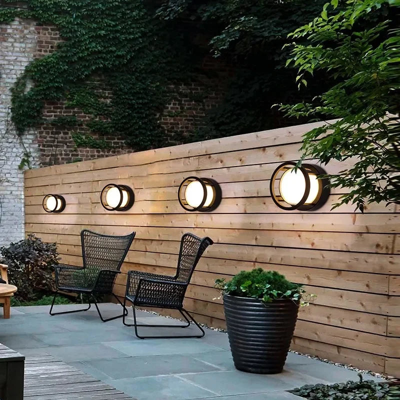 Jeda Outdoor Light