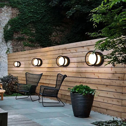 Jeda Outdoor Light