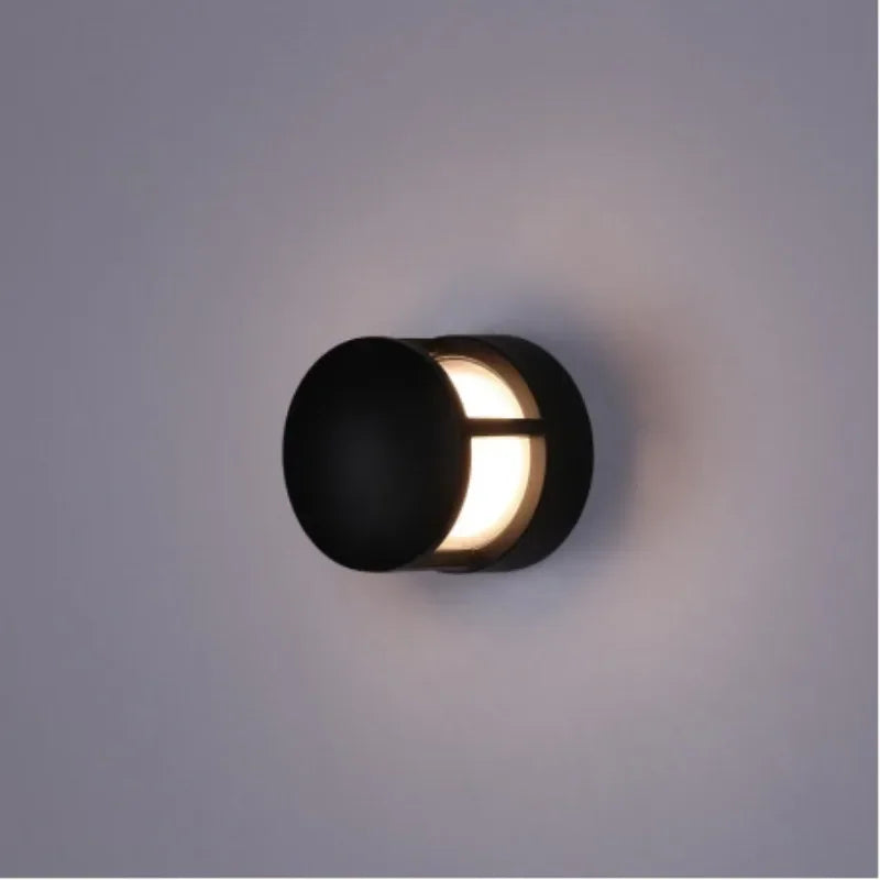 Jeda Outdoor Light