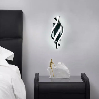 Winzi Wall Lamp